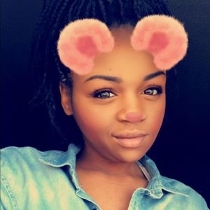 Meet your Posher, Sharika